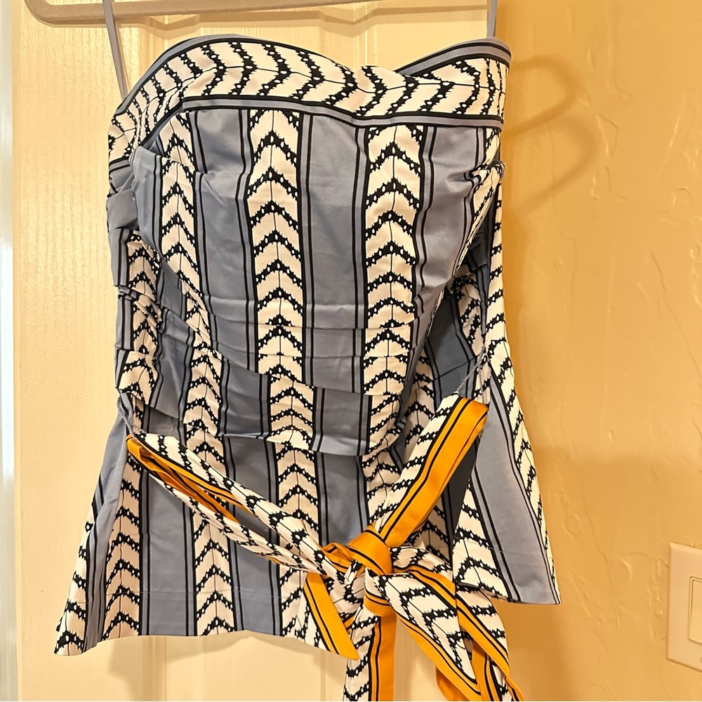 White House Black Market Blue and Black Top